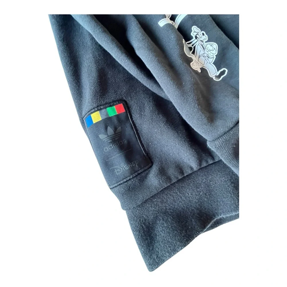 adidas Originals X Disney Goofy Crew Sweatshirt, Large